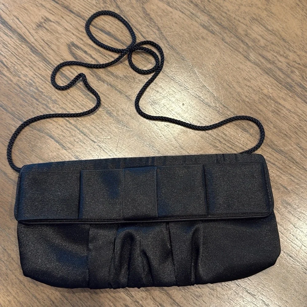 La Regale clutch Shoulder‎ Bag Satin Black